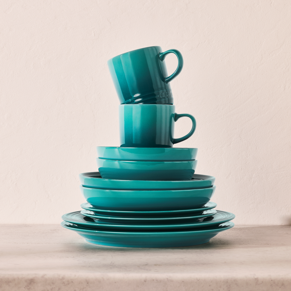 Le Creuset Stoneware Mug Bleu Riviera Lifestyle (3)