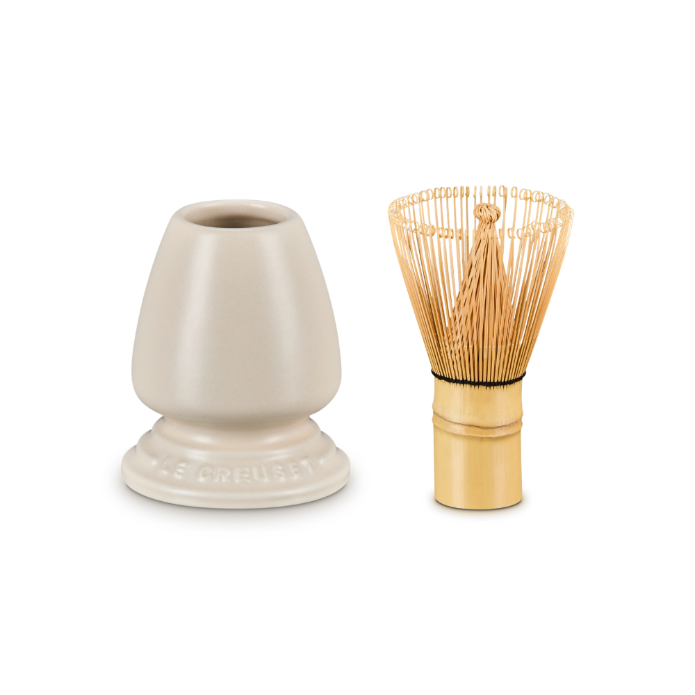 Le Creuset Stoneware Serenity Matcha Whisk & Stand Brioche (4)