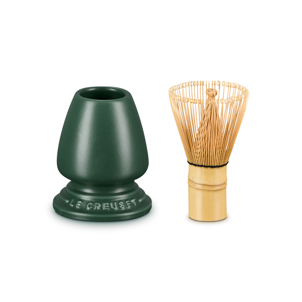 Le Creuset Stoneware Serenity Matcha Whisk & Stand Foret (1)