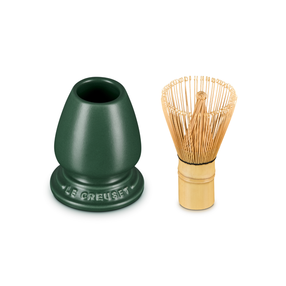 Le Creuset Stoneware Serenity Matcha Whisk & Stand Foret (5)