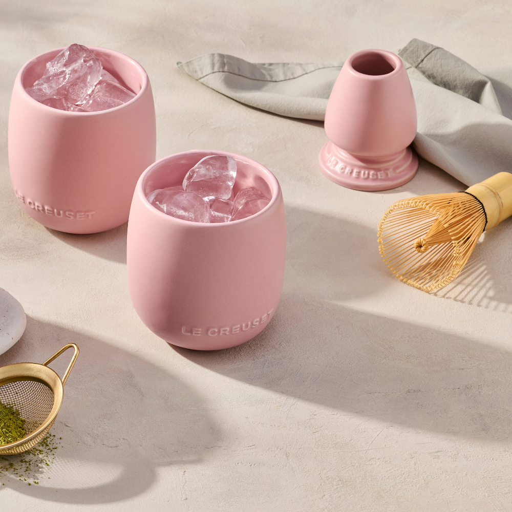 Le Creuset Stoneware Serenity Matcha Whisk & Stand Sugar Pink (5)