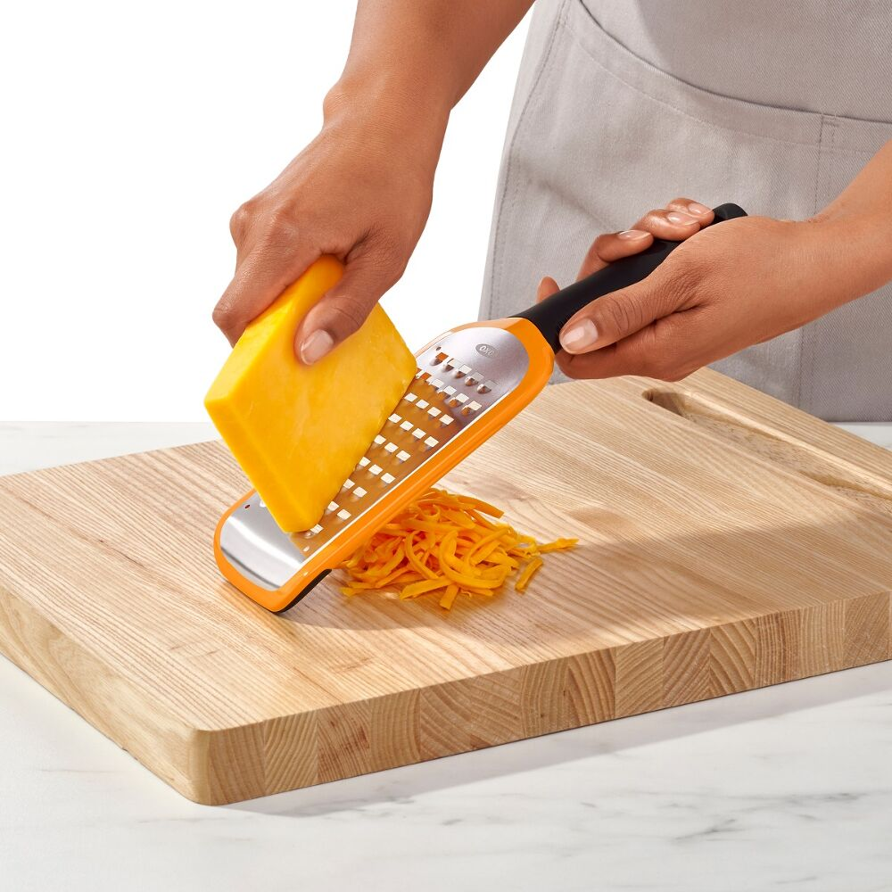 OXO Good Grips Etched Coarse Grater (4)